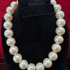 Elegant Large Faux Cream Pearl Necklace